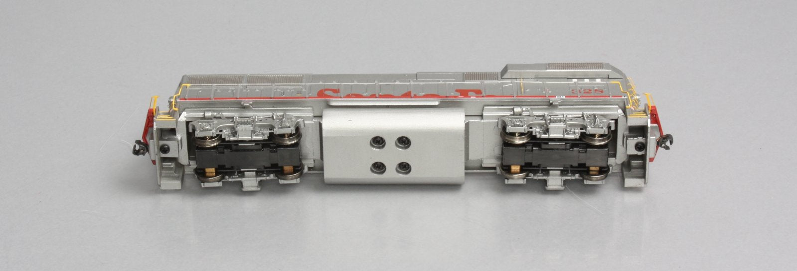 Athearn 88853 HO Scale Santa Fe GP60B Diesel Locomotive #328