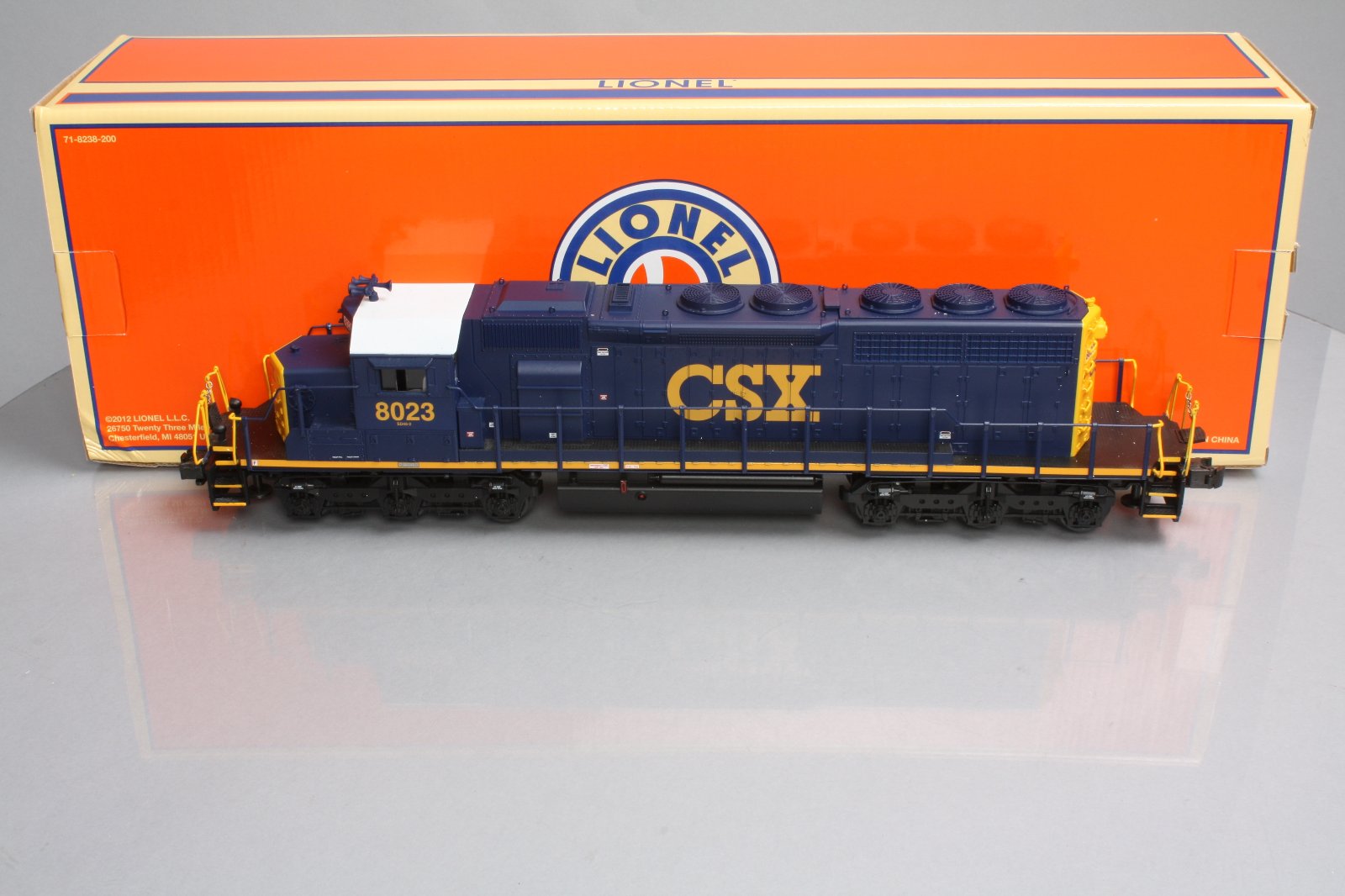 Lionel 6-34778 CSX SD40-2 Non-Powered Diesel Locomotive #8023