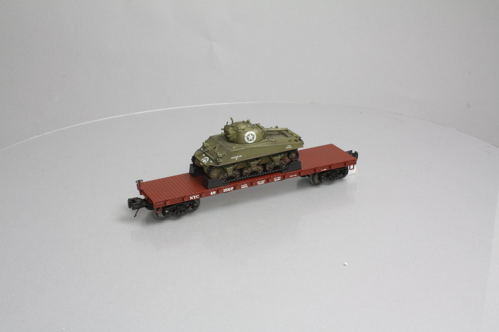 MTH 20-98741 50-TON 41' Wood Flat Car w/Sherman Tank
