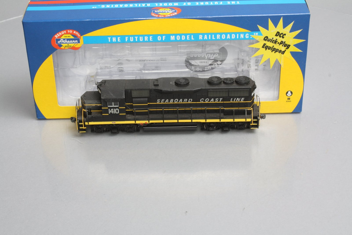 Athearn 96034 HO Scale Seaboard Coast Line GP35 Diesel
