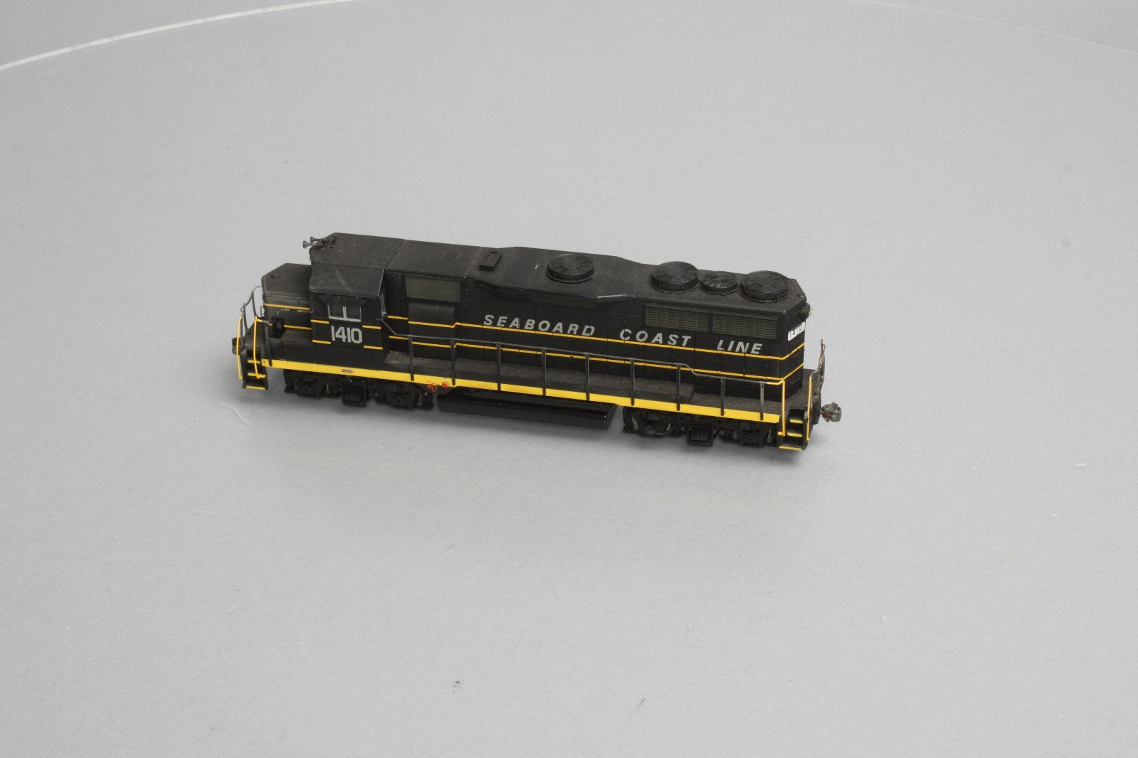 Athearn 96034 HO Scale Seaboard Coast Line GP35 Diesel