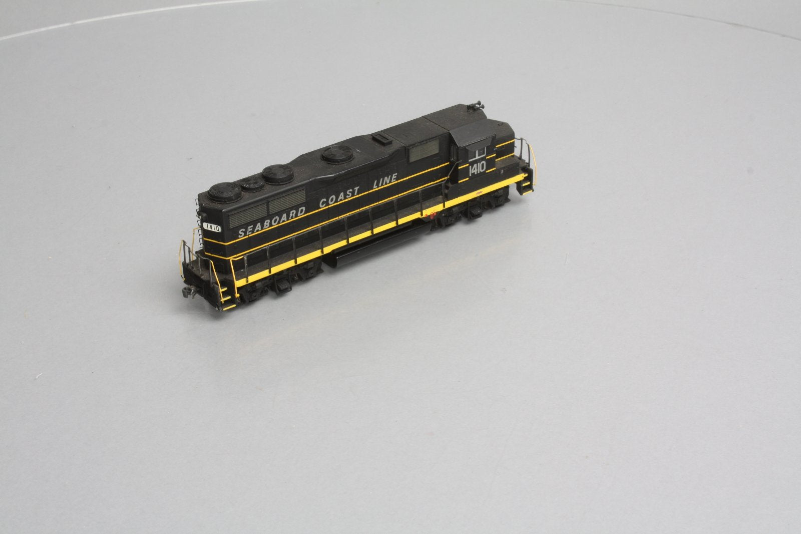 Athearn 96034 HO Scale Seaboard Coast Line GP35 Diesel