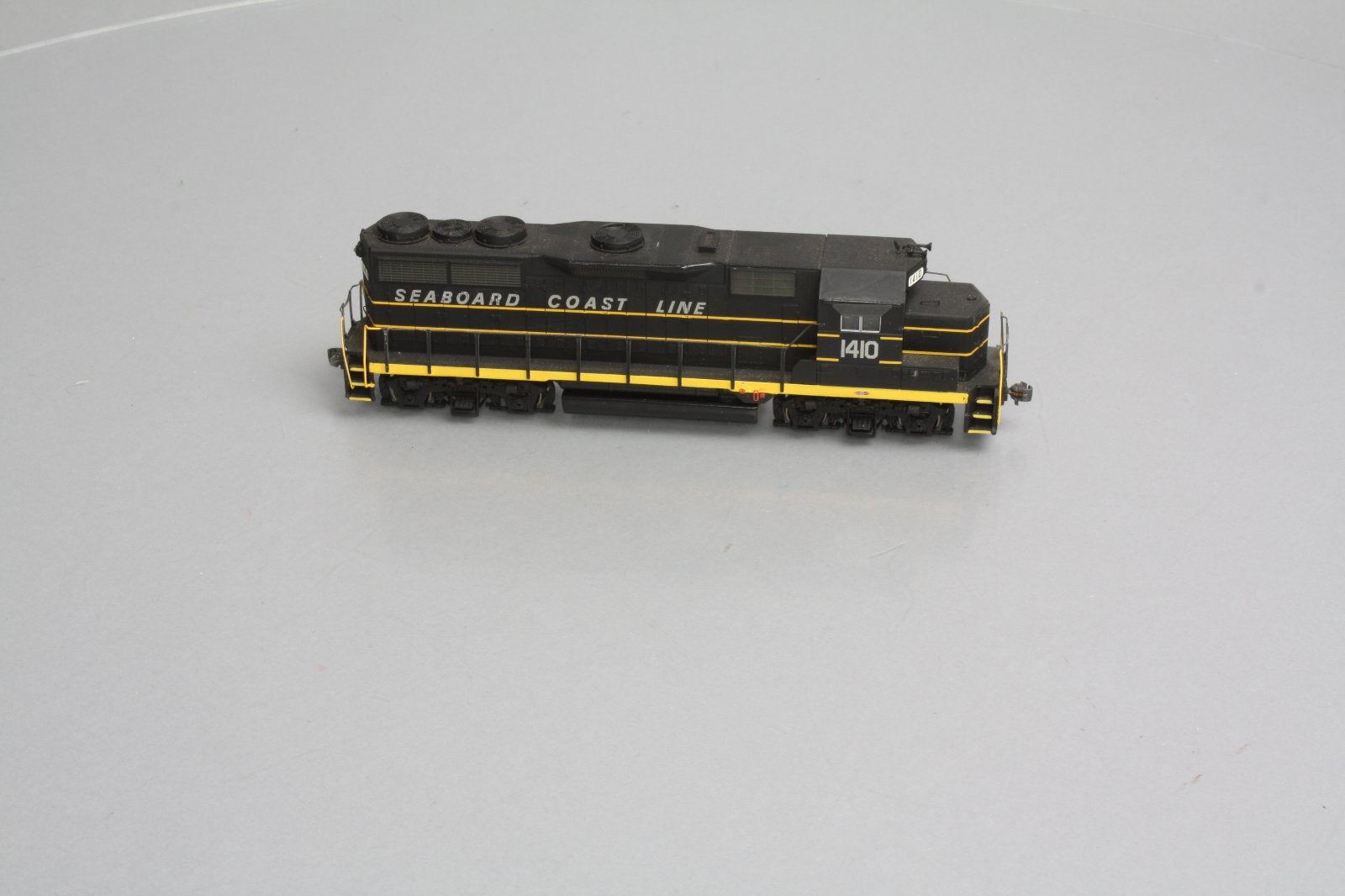 Athearn 96034 HO Scale Seaboard Coast Line GP35 Diesel