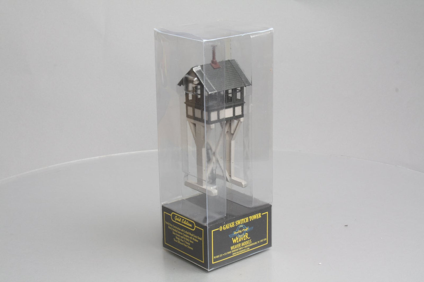 Weaver G1951 O Light Gray W/Dark Gray Trim Switch Tower