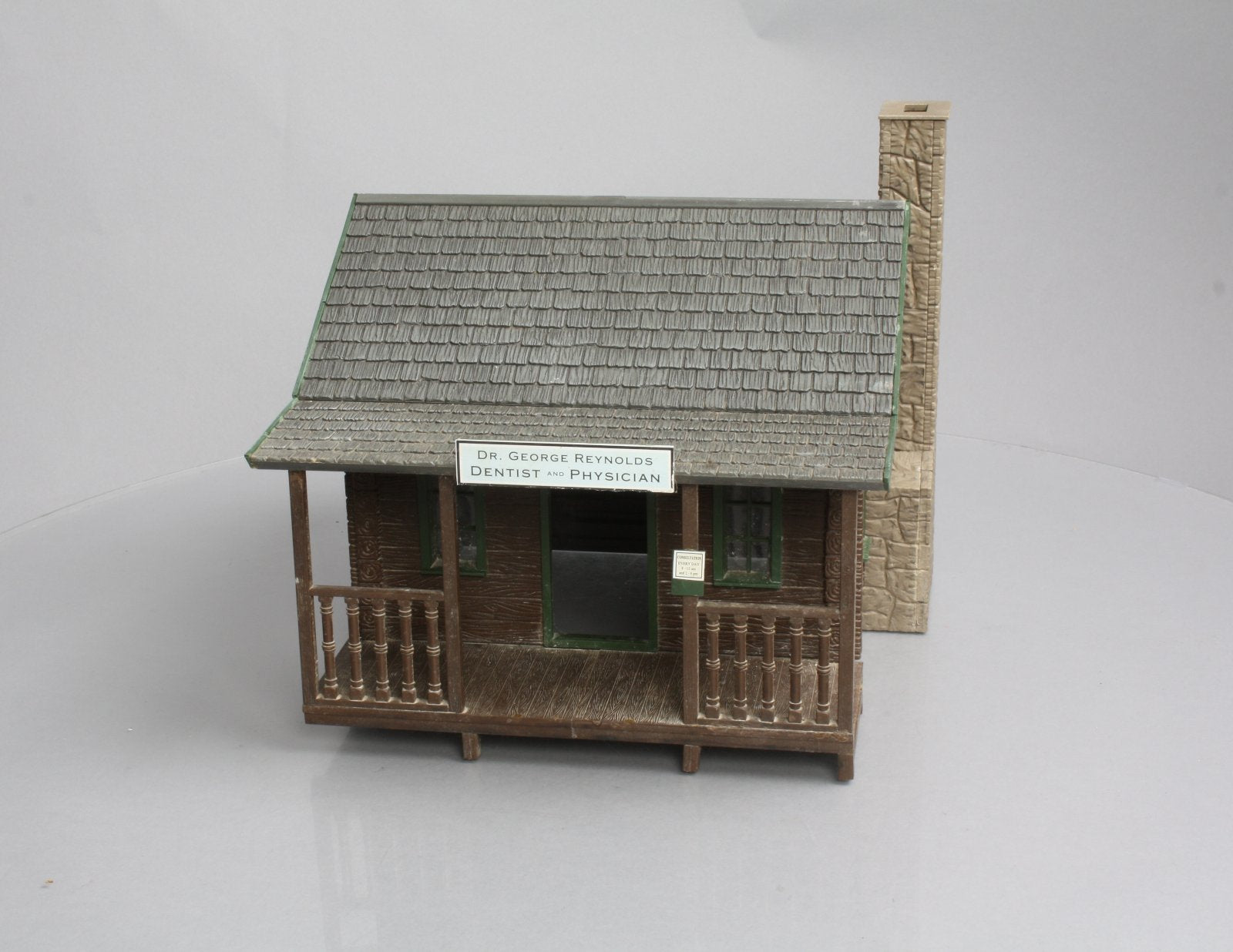 Piko 62104 G Scale Dr. Reynold's Country Home