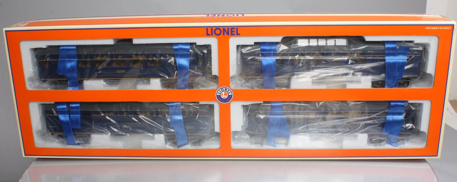 Lionel 6-15170 Louisville & Nashville Streamliner 4Pack - 1040, 3200, 3201, 2599
