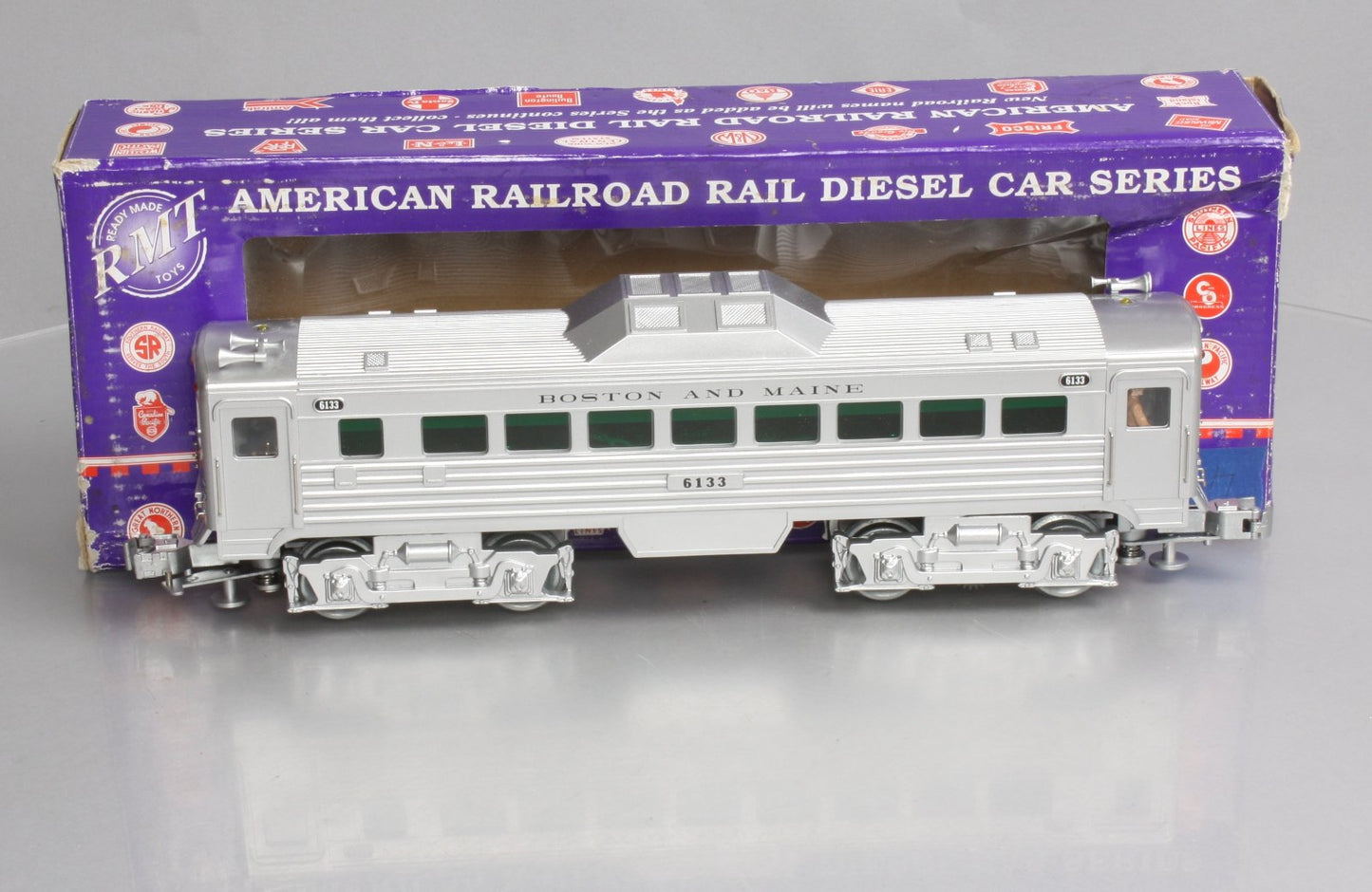 RMT 5421 O B&M BUDDY Powered Diesel Loco #6133
