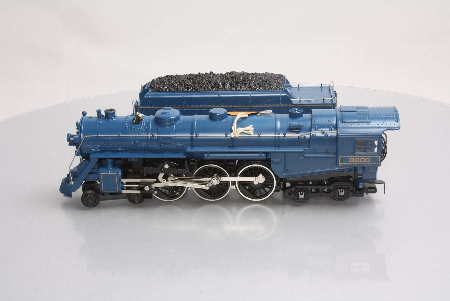 Williams 40207 O Gauge CNJ 4-6-4 Semi-Scale Hudson Steam Locomotive #8800
