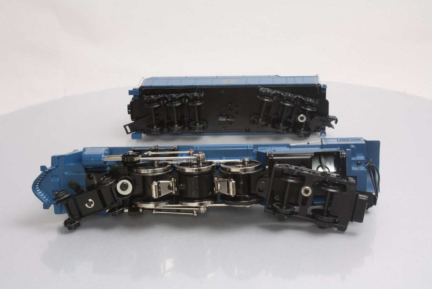 Williams 40207 O Gauge CNJ 4-6-4 Semi-Scale Hudson Steam Locomotive #8800