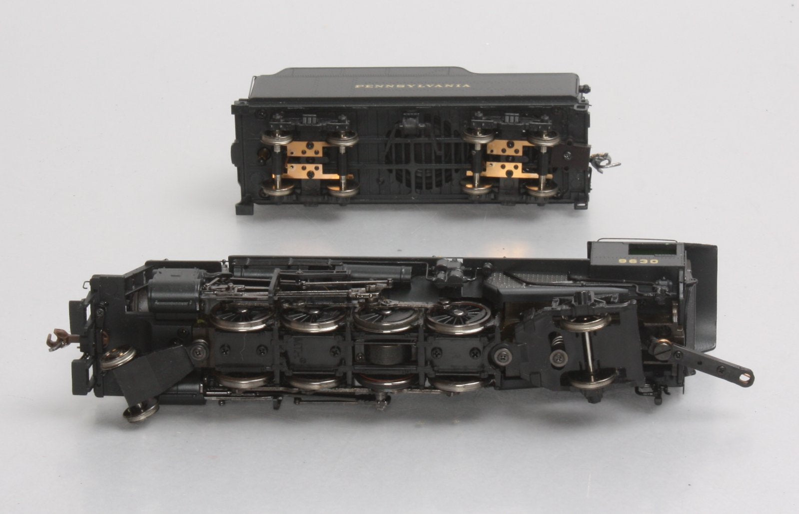 MTH 80-3140-1 Pennsylvania HO 2-8-2 USRA Light Mikado Steam Engine w/ P-S 3.0