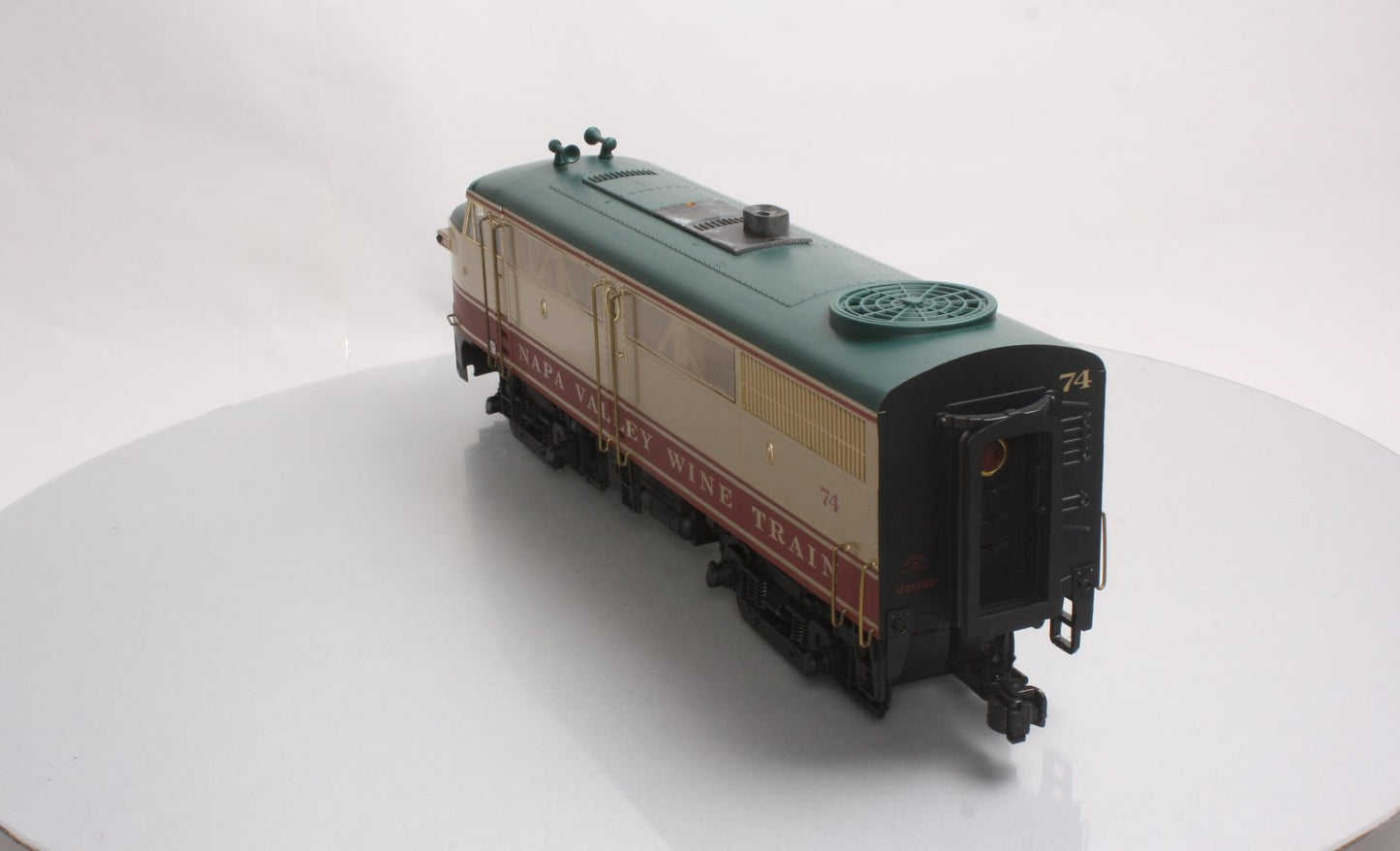 Aristo-Craft 22032 G Napa Valley Wine Train Alco FA-1 Diesel Locomotive #74