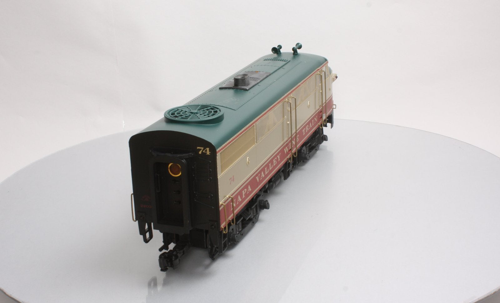 Aristo-Craft 22032 G Napa Valley Wine Train Alco FA-1 Diesel Locomotive #74