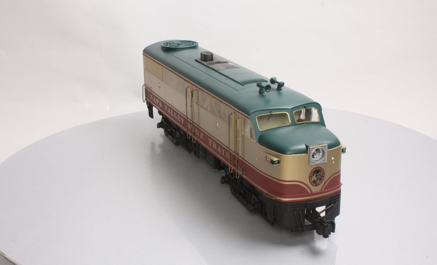 Aristo-Craft 22032 G Napa Valley Wine Train Alco FA-1 Diesel Locomotive #74