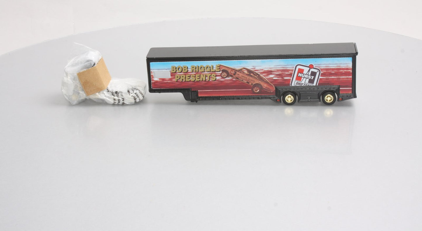 Eastwood 312500 1:64 Featherlite Trailer with Kenworth Tractor
