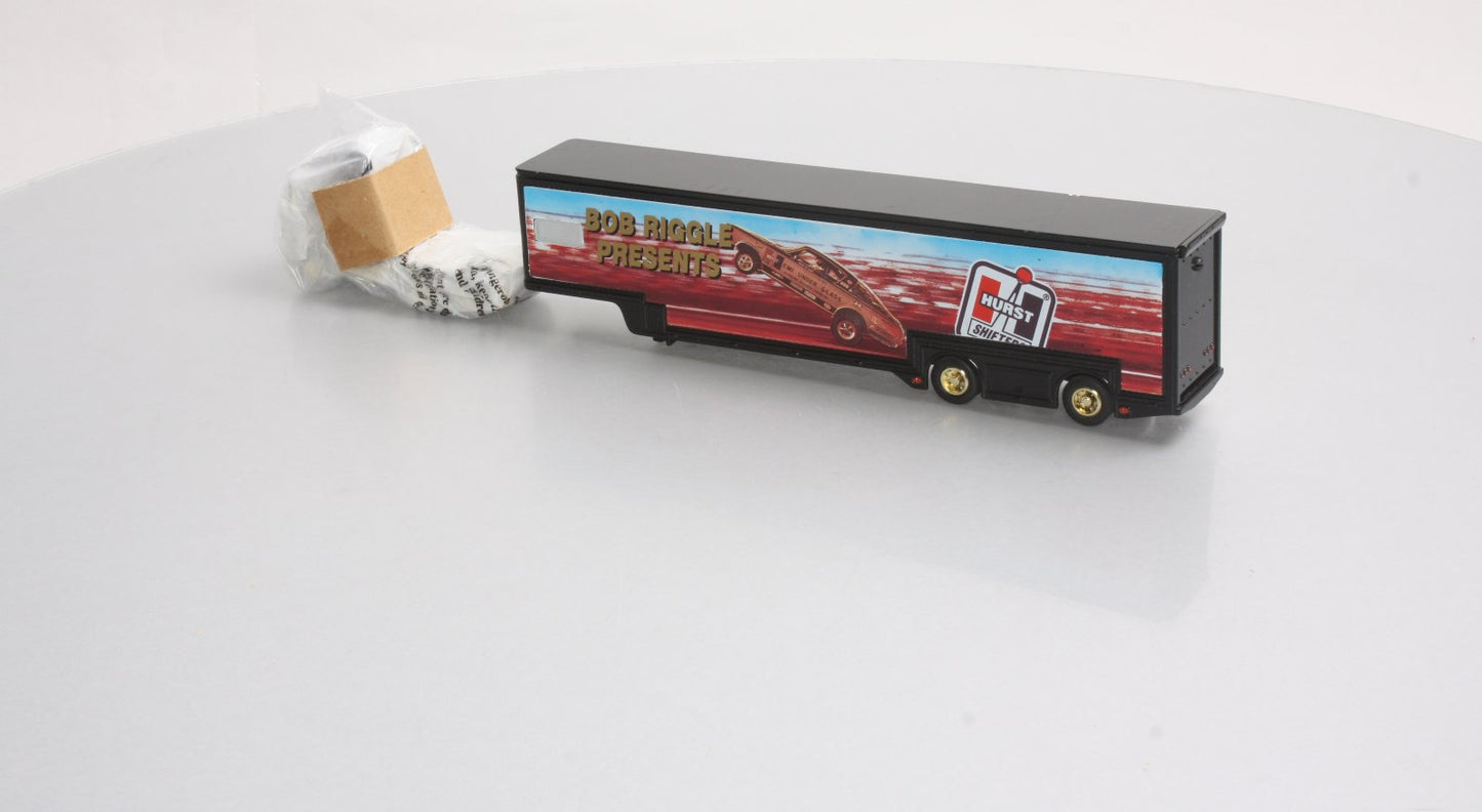 Eastwood 312500 1:64 Featherlite Trailer with Kenworth Tractor