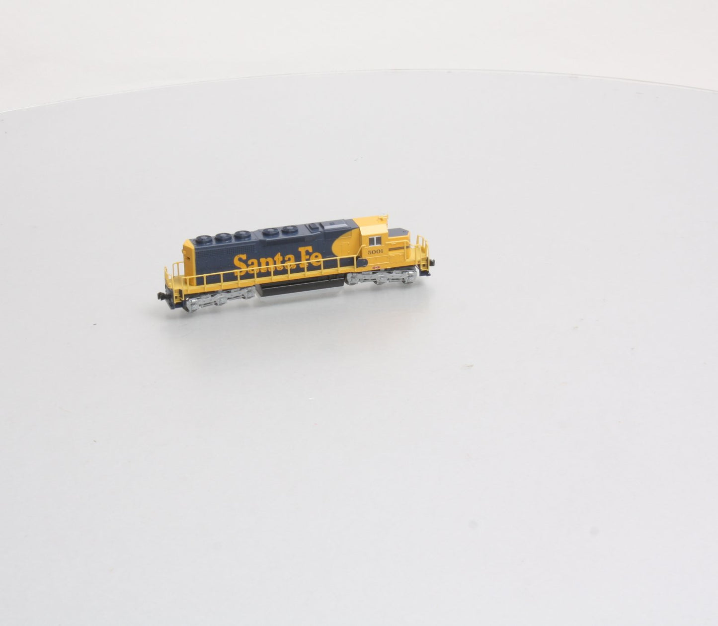 Kato 176-2006 N Santa Fe SD40 Diesel Locomotive #5001