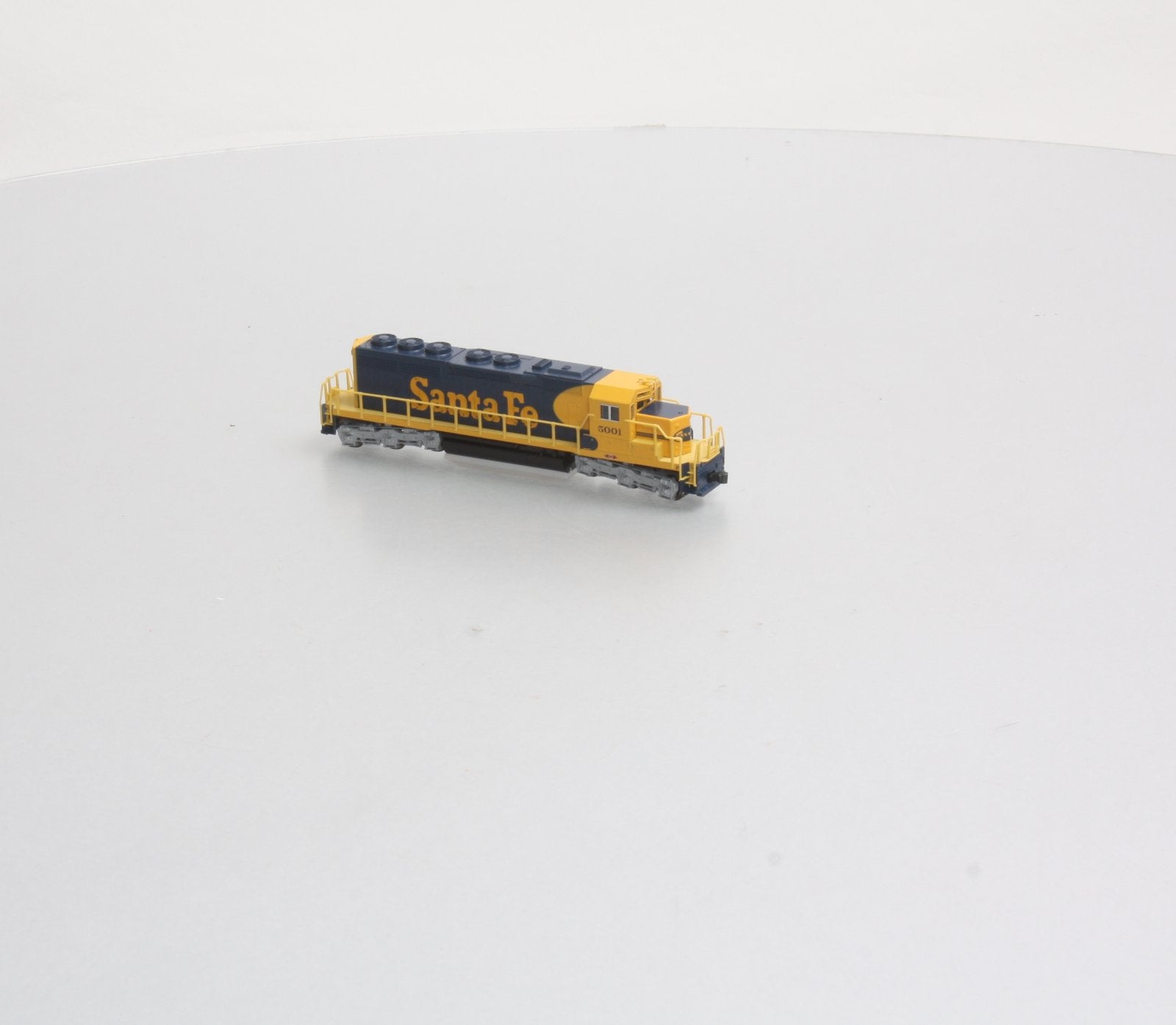 Kato 176-2006 N Santa Fe SD40 Diesel Locomotive #5001