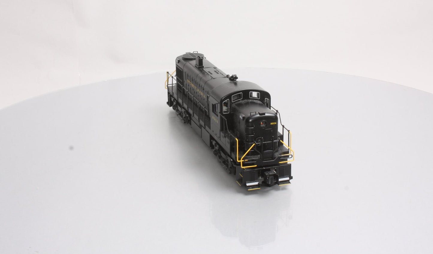 Williams 23001 O Pennsylvania ALCO RS3 Conventional 3-Rail Diesel Loco #8604