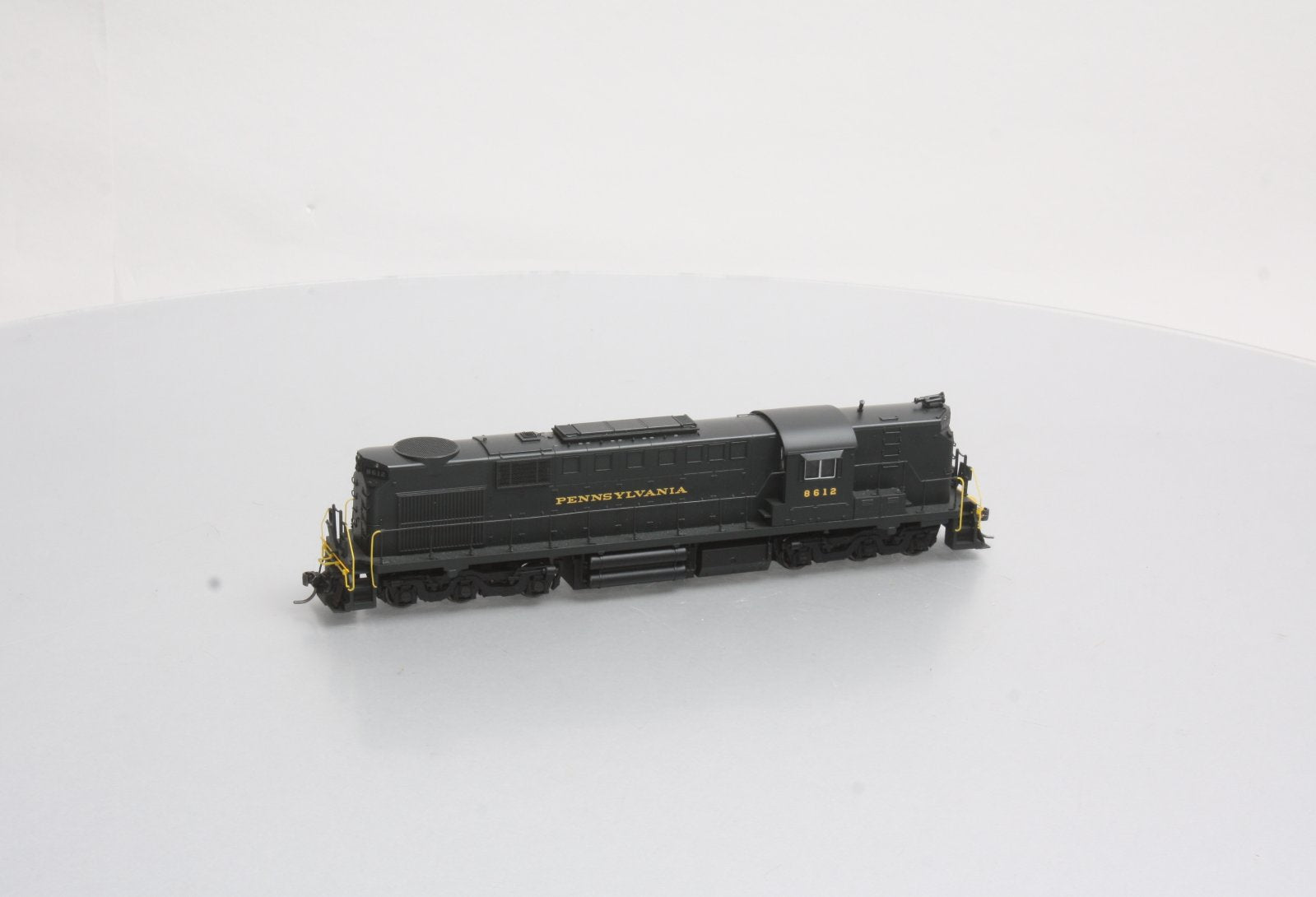 Broadway Limited 919 HO Pennsylvania Diesel Alco RSD-15 High Hood Powered #8612
