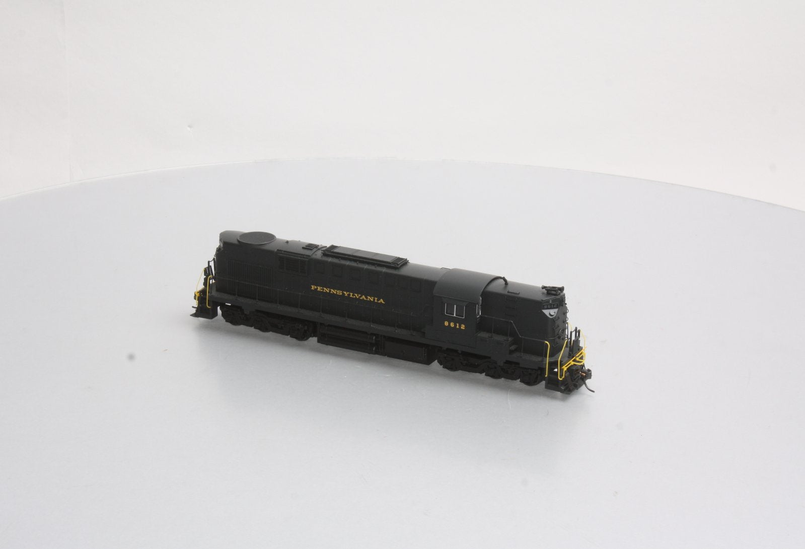Broadway Limited 919 HO Pennsylvania Diesel Alco RSD-15 High Hood Powered #8612