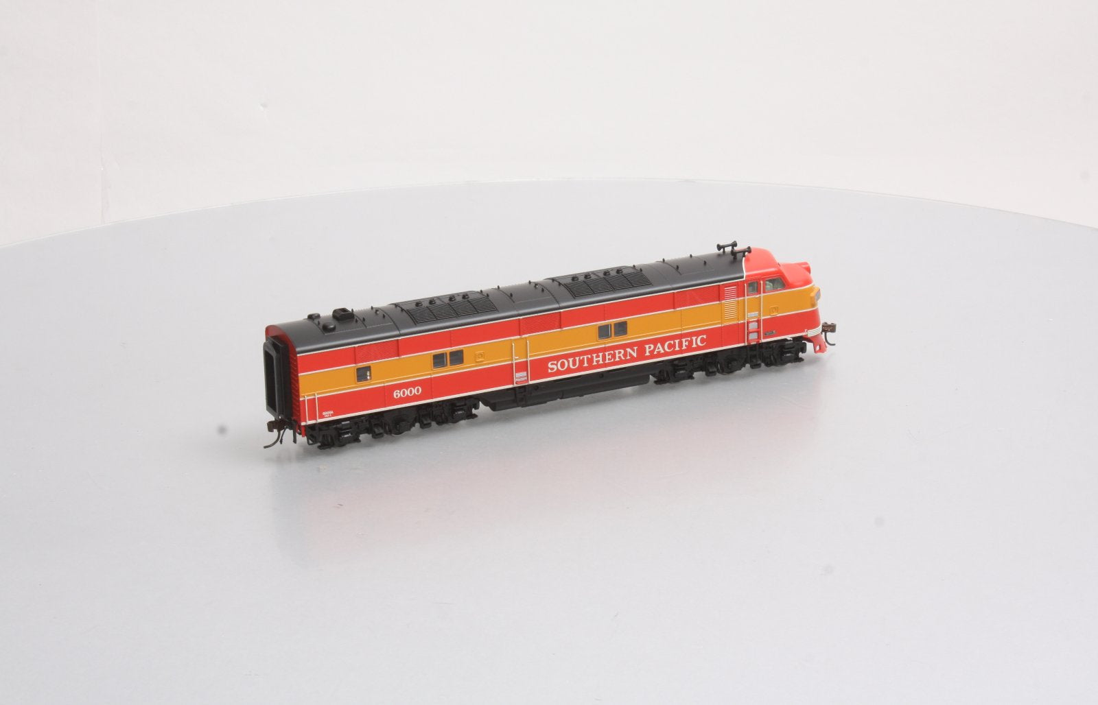 Broadway Limited 611 HO Southern Pacific EMD E7A Diesel Locomotive #6000