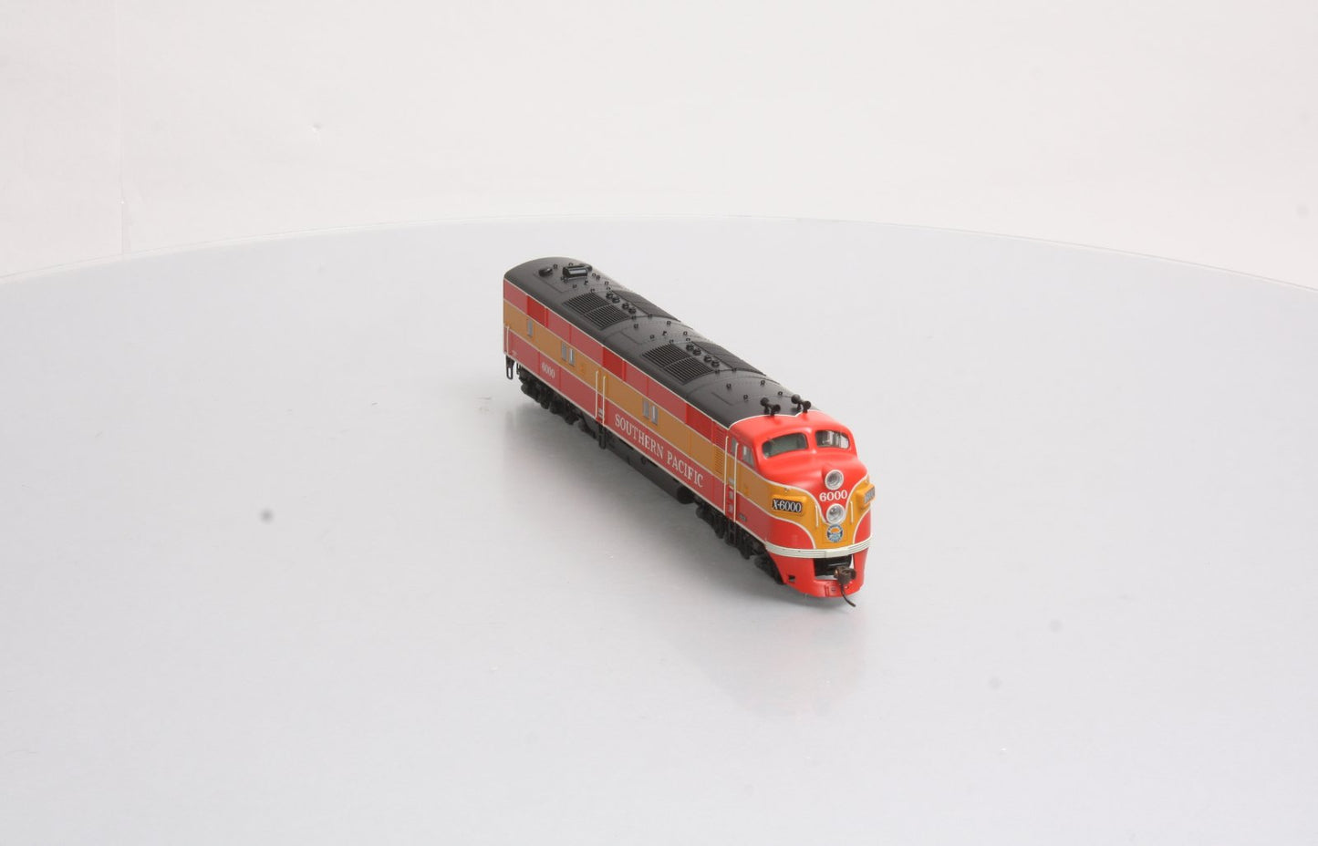 Broadway Limited 611 HO Southern Pacific EMD E7A Diesel Locomotive #6000