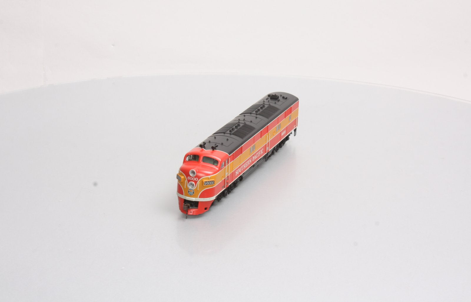 Broadway Limited 611 HO Southern Pacific EMD E7A Diesel Locomotive #6000