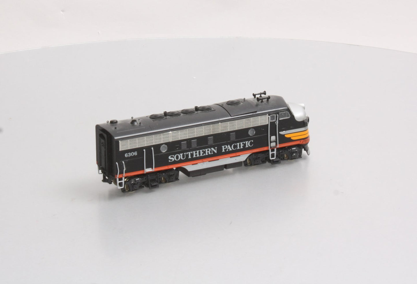 Stewart 5198 HO Powered Chassis Only For EMD F3A, F7A & F9A Units