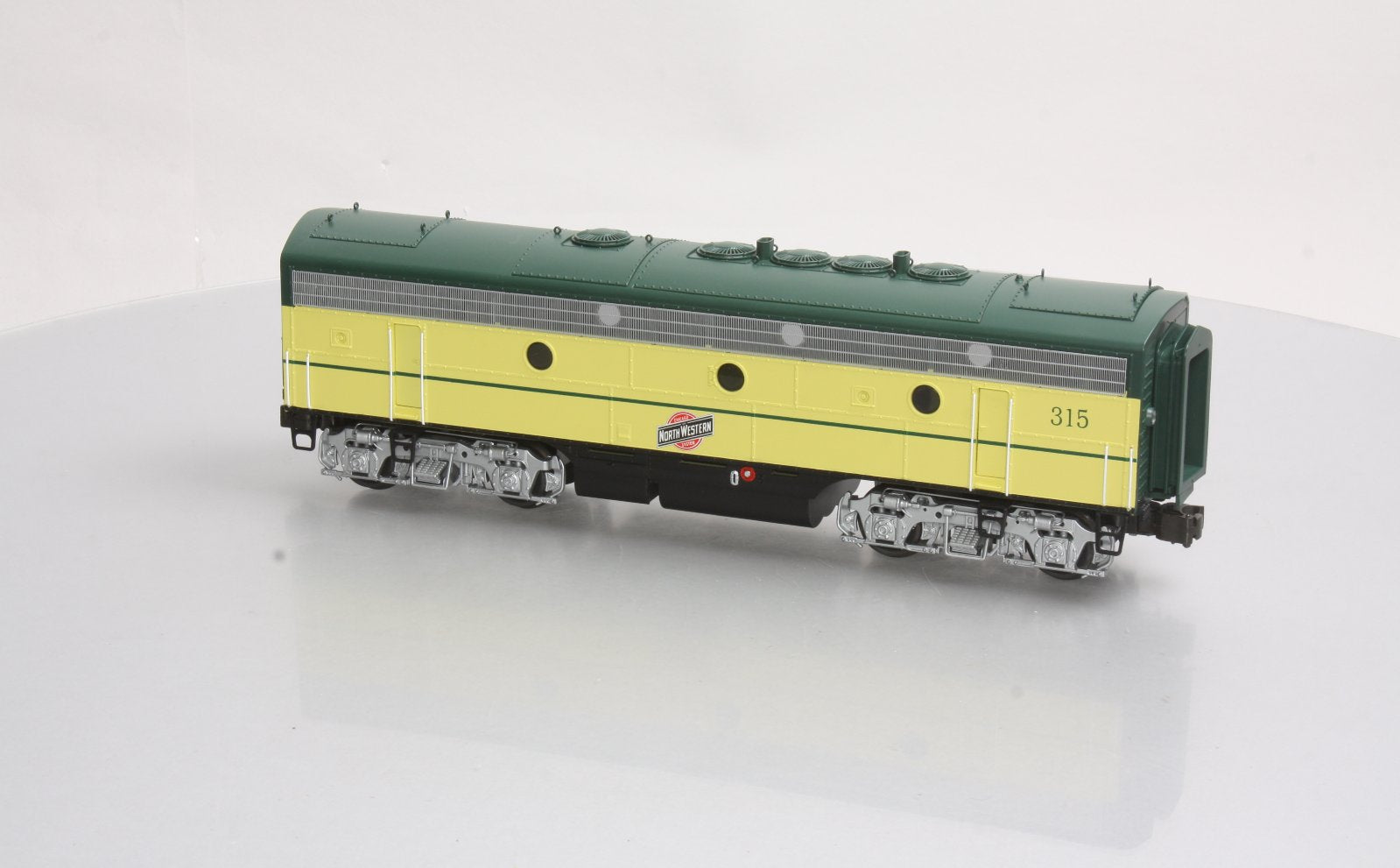 Lionel 6-38763 Chicago & North Western F-7 B Unit Non-Powered Diesel Loco #315