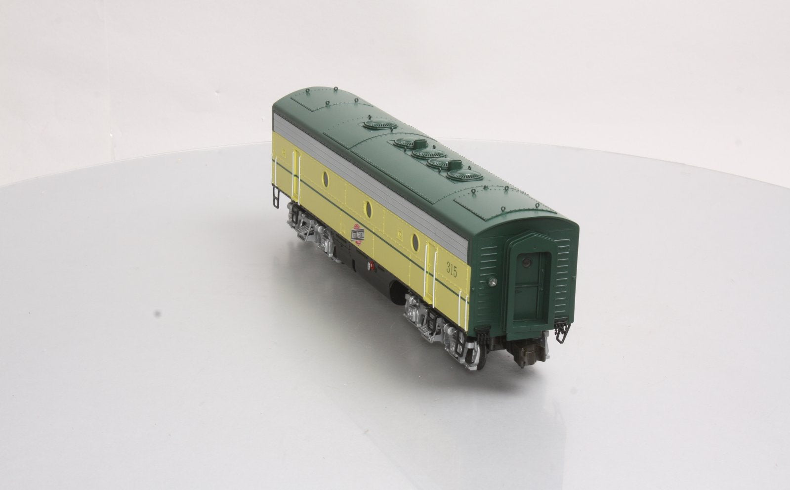 Lionel 6-38763 Chicago & North Western F-7 B Unit Non-Powered Diesel Loco #315