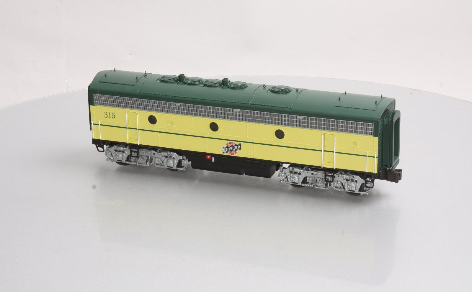 Lionel 6-38763 Chicago & North Western F-7 B Unit Non-Powered Diesel Loco #315