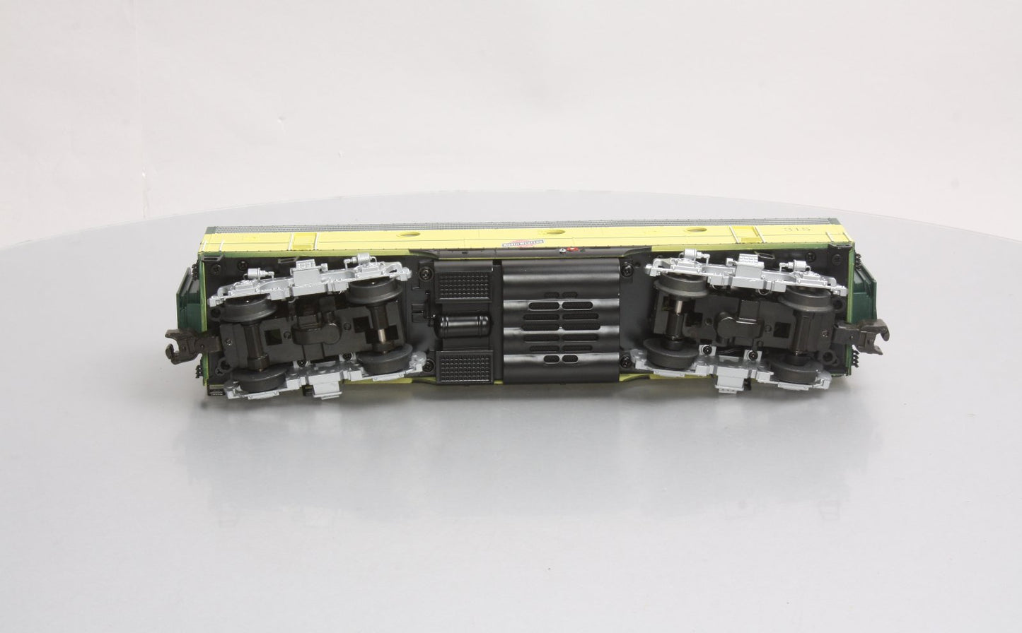 Lionel 6-38763 Chicago & North Western F-7 B Unit Non-Powered Diesel Loco #315