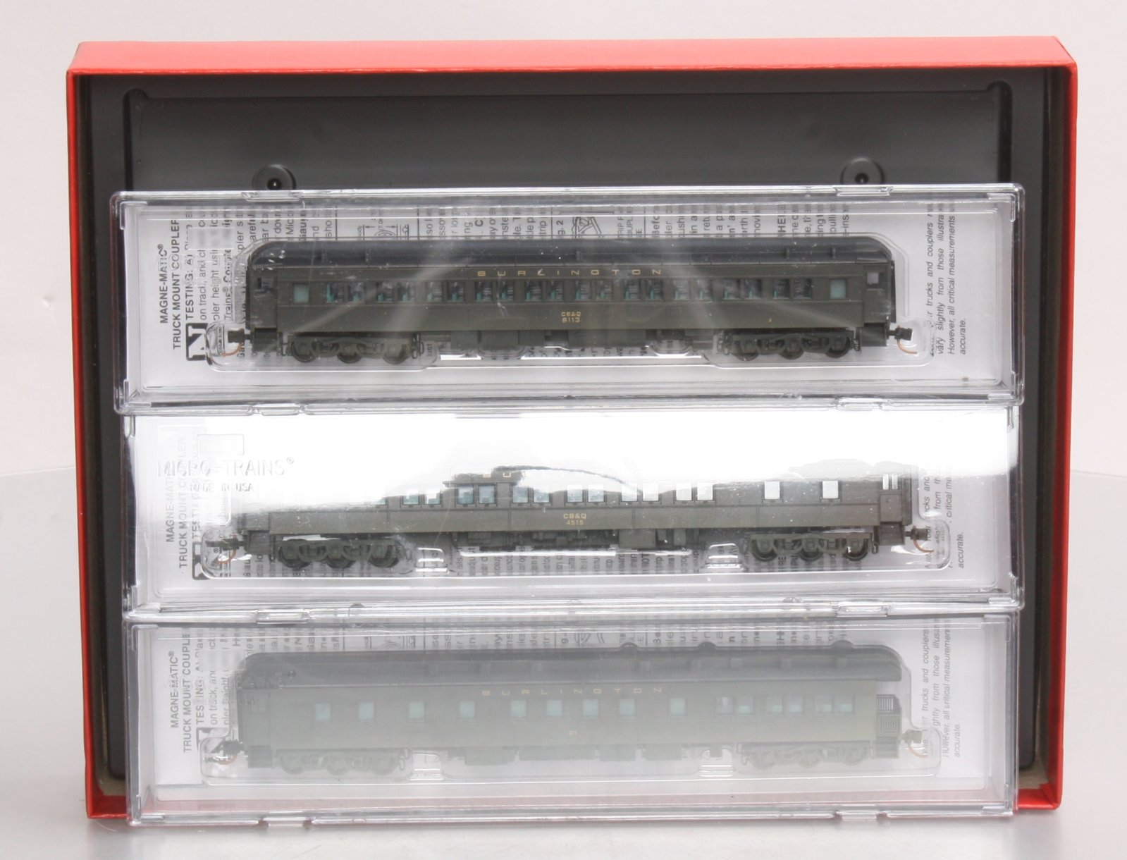 Micro-Trains 99305230 N CB&Q Heavyweight Passenger Car Runner Pack (Set of 3)