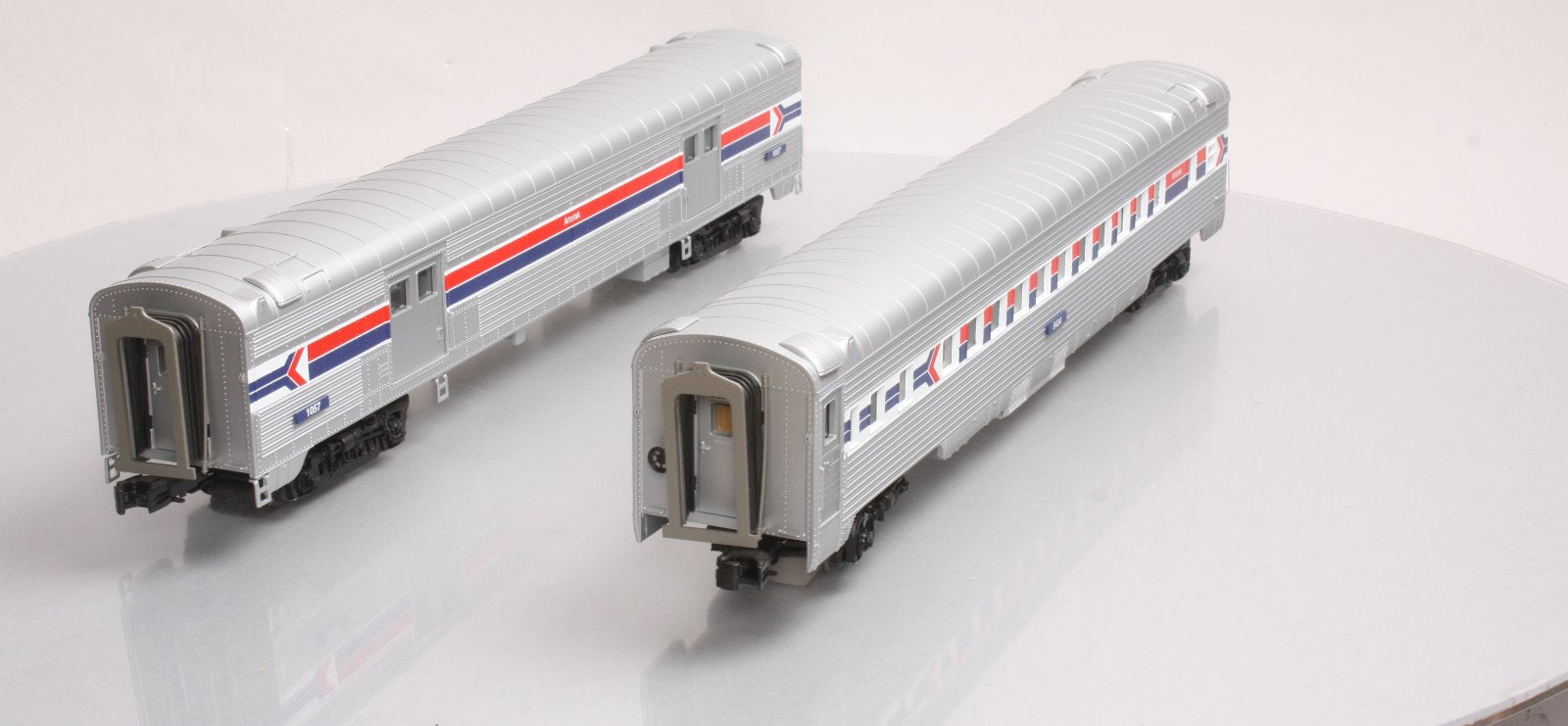MTH 20-69155 Amtrak 2-Car 70' Streamlined Baggage/Coach Cars