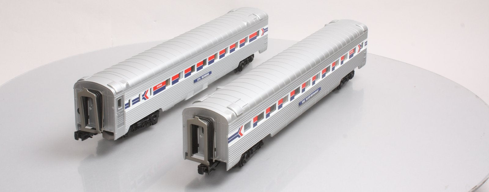 MTH 20-66155 Amtrak 2-Car 70' Streamlined Sleeper/Diner Pass Cars
