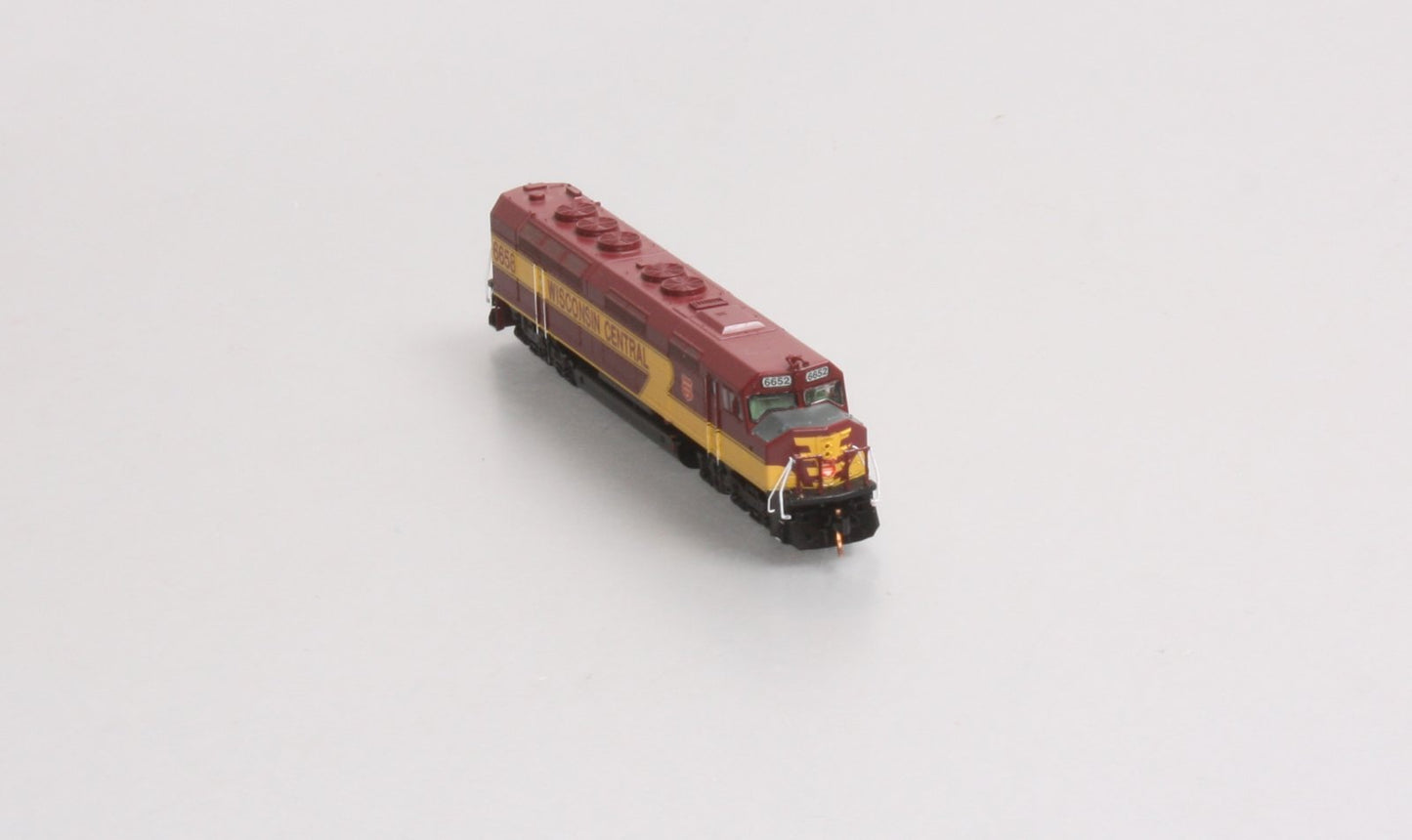 Athearn 16843 N Wisconsin Central EMD FP45 Diesel Locomotive #6658