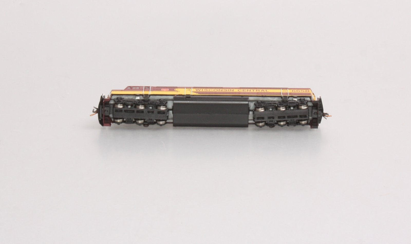 Athearn 16843 N Wisconsin Central EMD FP45 Diesel Locomotive #6658