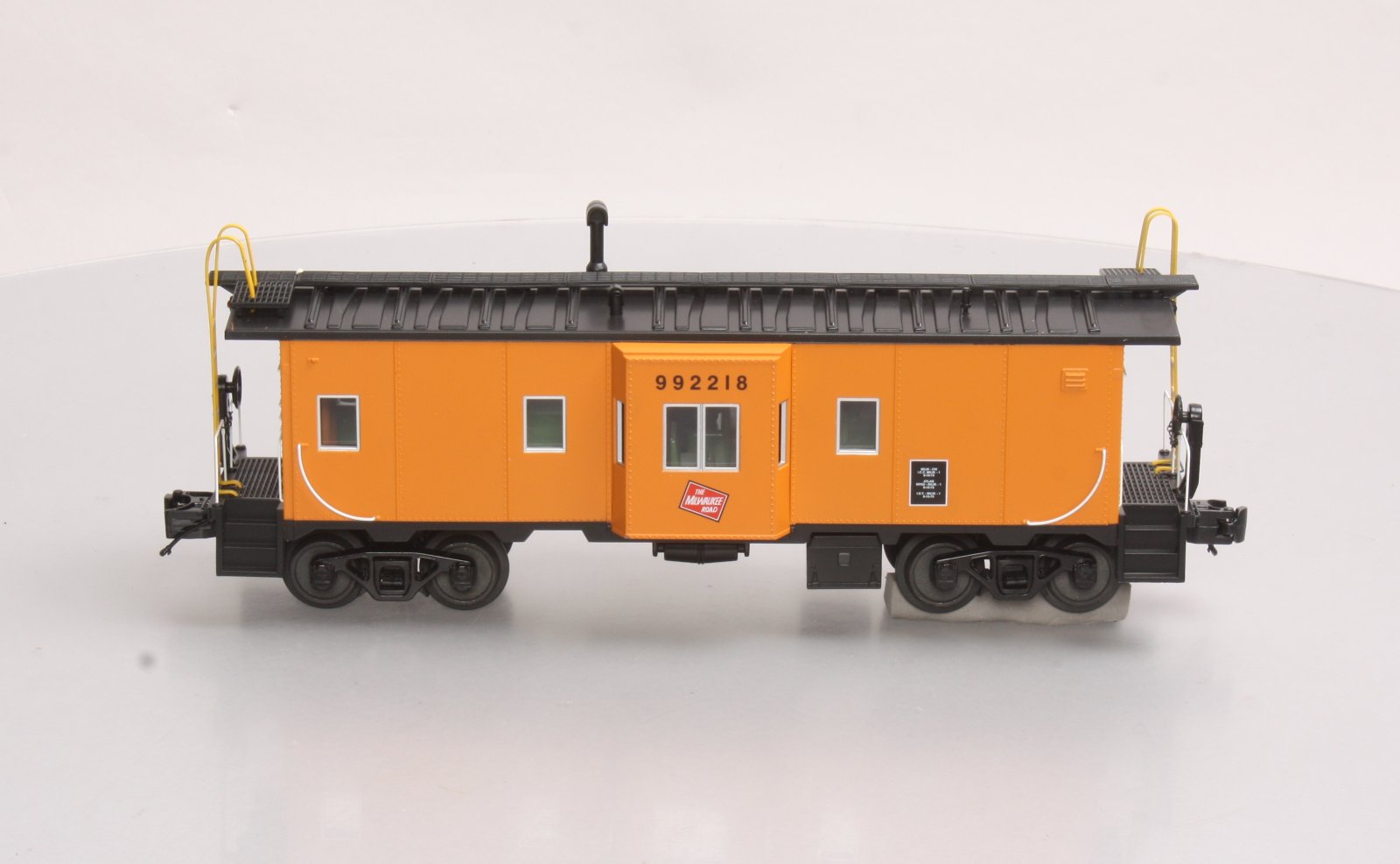 MTH 30-77195 O Gauge Milwaukee Road Bay-Window Caboose