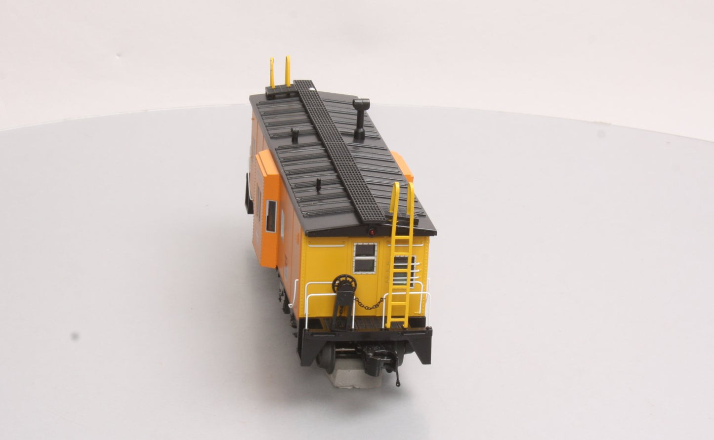 MTH 30-77195 O Gauge Milwaukee Road Bay-Window Caboose