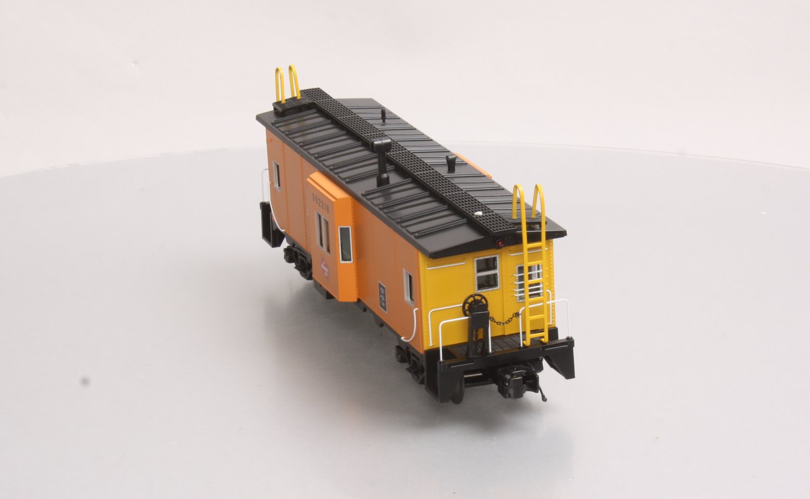 MTH 30-77195 O Gauge Milwaukee Road Bay-Window Caboose