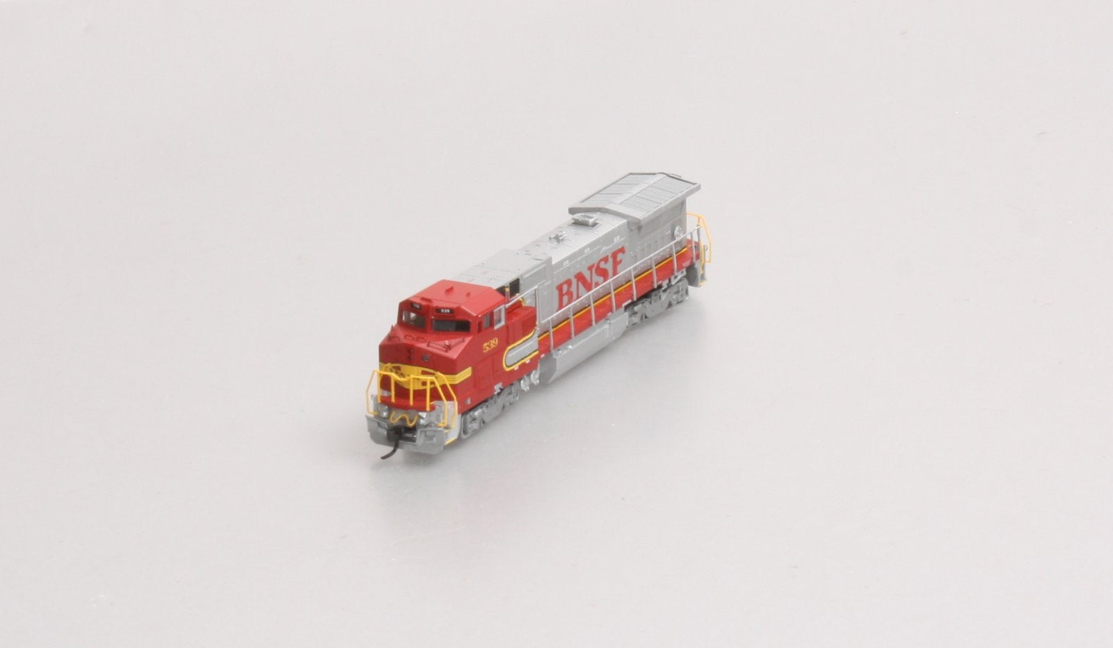 Atlas 48811 N BNSF Dash 8-40BW Diesel Locomotive #539