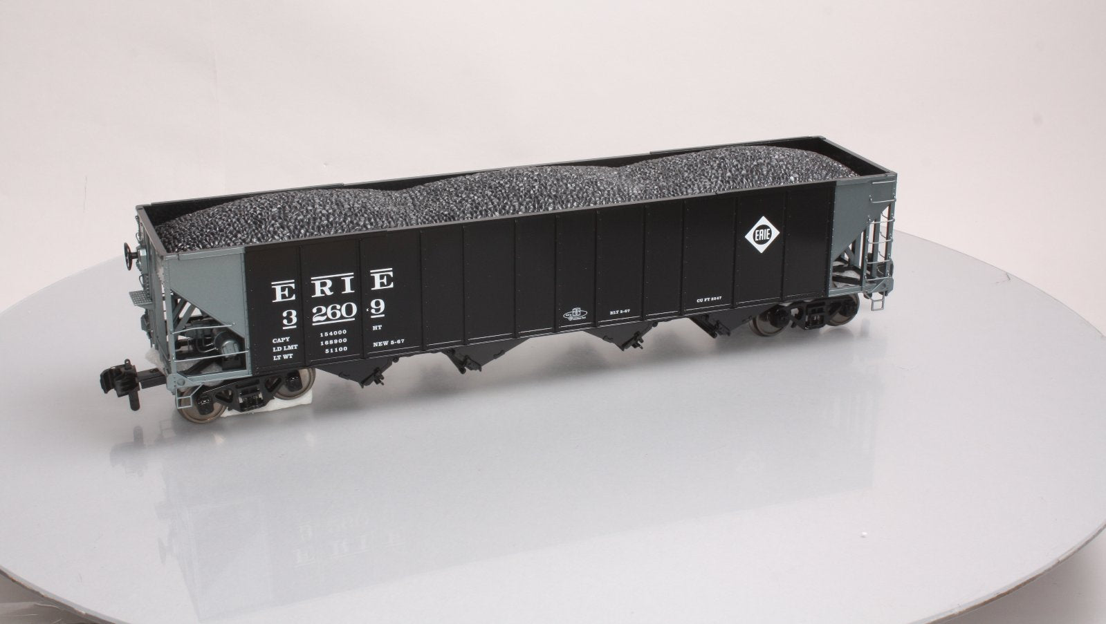 MTH 70-75022 G Scale Erie 4-Bay Hopper with Metal Wheels