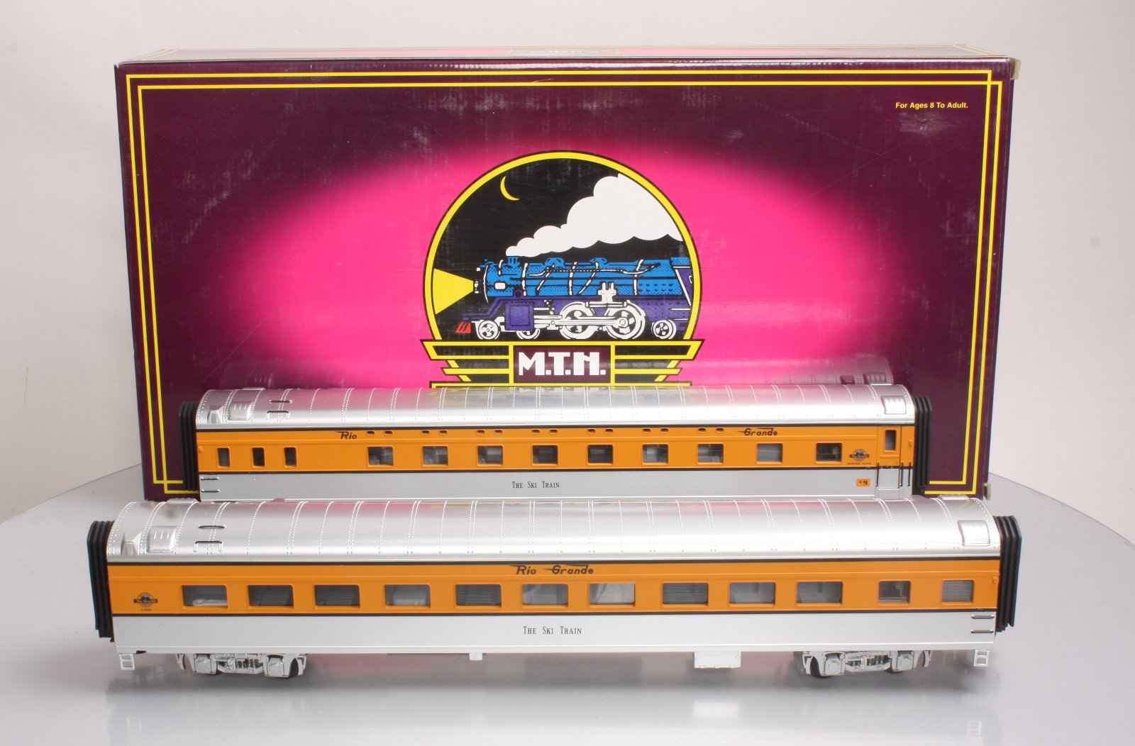 MTH 20-6699 O DRG 70' Streamlined Sleeper/Diner Passenger Car Set (Set of 2)