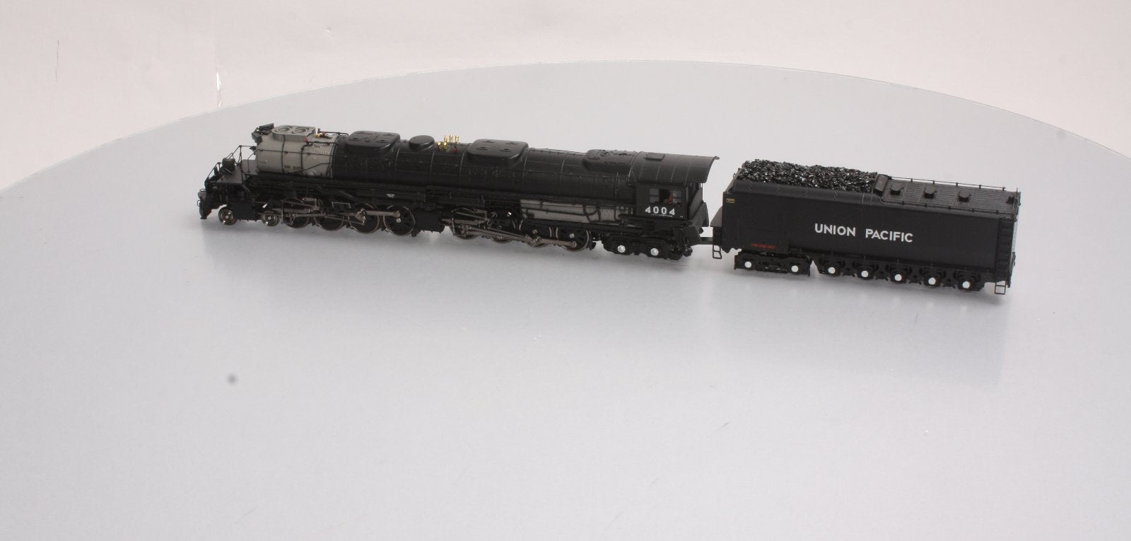 MTH 80-31931 Union Pacific HO Scale 4-8-8-4/Modified w/PS3 #4004