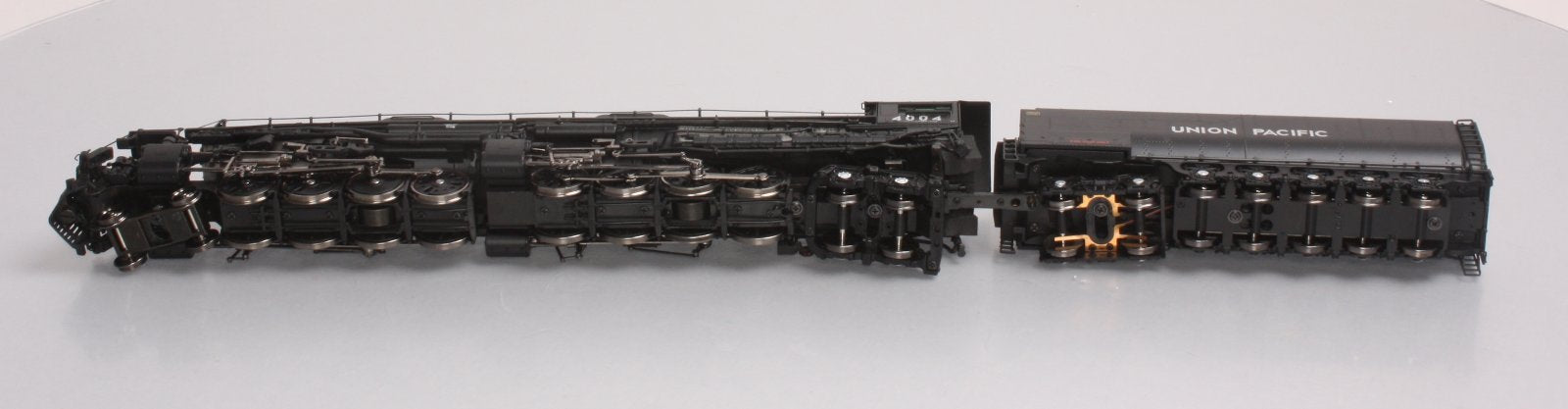 MTH 80-31931 Union Pacific HO Scale 4-8-8-4/Modified w/PS3 #4004