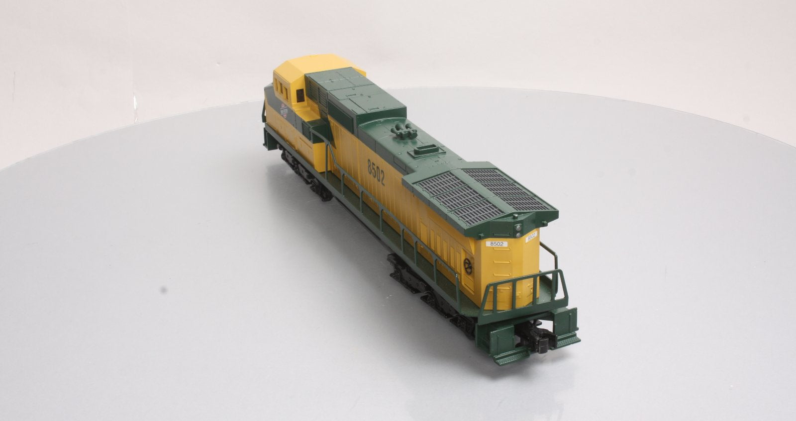 Williams 20406 Chicago & North Western Dash-9 Powered Diesel Locomotive #8502