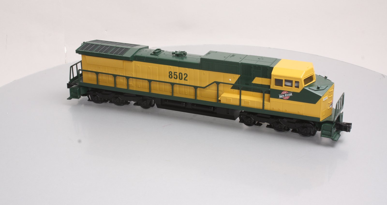 Williams 20406 Chicago & North Western Dash-9 Powered Diesel Locomotive #8502