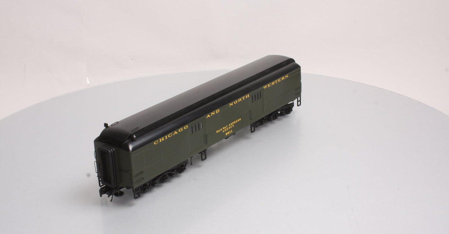 Atlas 2001302 Chicago & North Western 60' Baggage Car #8611