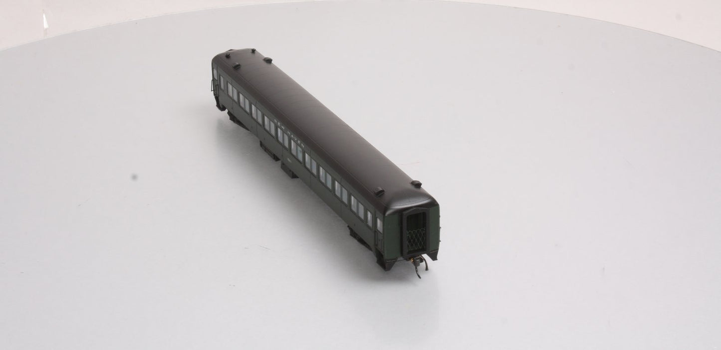 Rapido Trains 109025 HO New Haven 10-Window Coach #8201