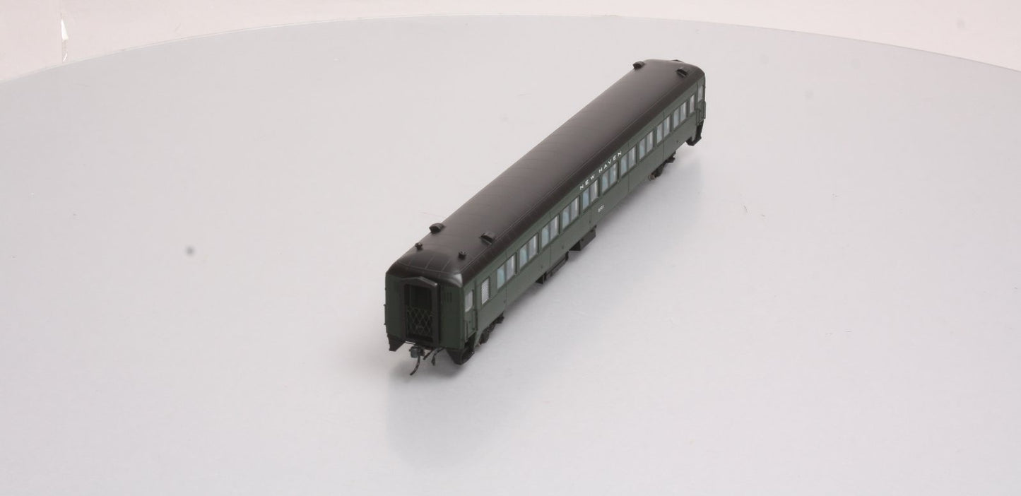 Rapido Trains 109025 HO New Haven 10-Window Coach #8201